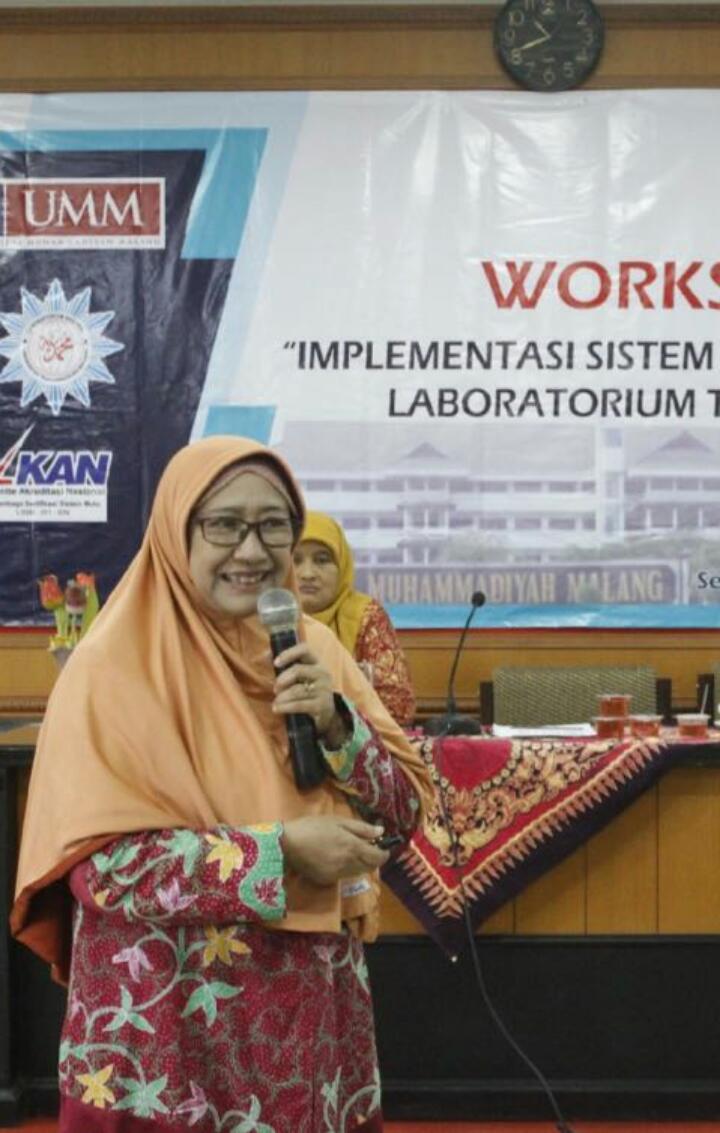 Dr. Ir. Elfi Anis Saati, MP, dosen jurusan Ilmu Teknologi Pangan (ITP), merupakan salah satu tokoh yang